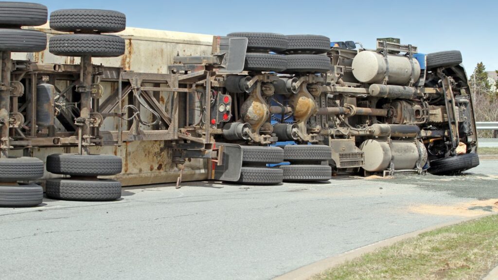 Top 18-Wheeler Truck Accident Lawyers in the USA-UK in 2025